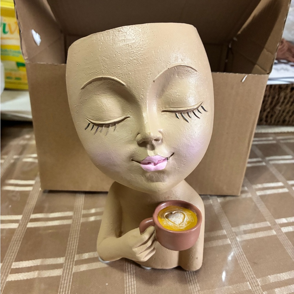 Antique hand made vase ♥️